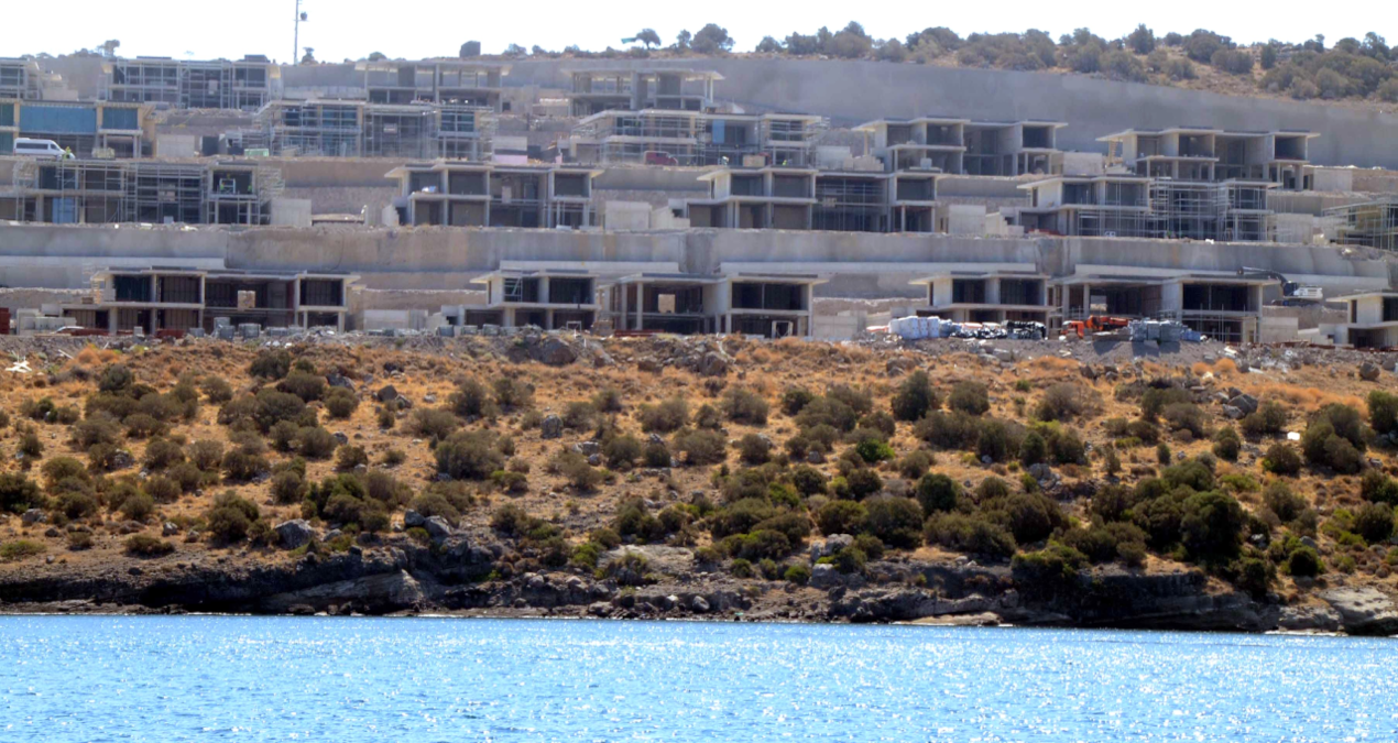 cengiz insaat gokburun yarimadasini kuruttu betona cevirdi R26mBN5I