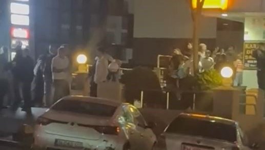 esenyurtta laf atmakavgasi caddeyi savas alanina cevirdi 7jGEwNR5