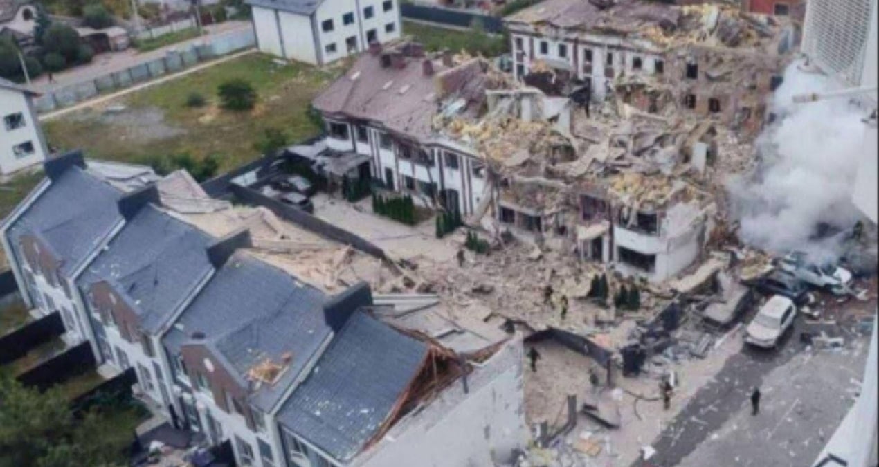 rus saldirisi geceyi aydinlatti sivillerin uzerine bomba yagdi qqjxqesG