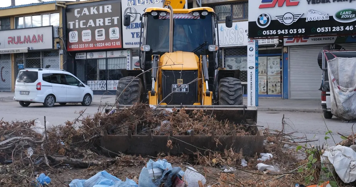 bursa niluferden besevler sanayi sitesine kapsamli temizlik lQbLfVHX