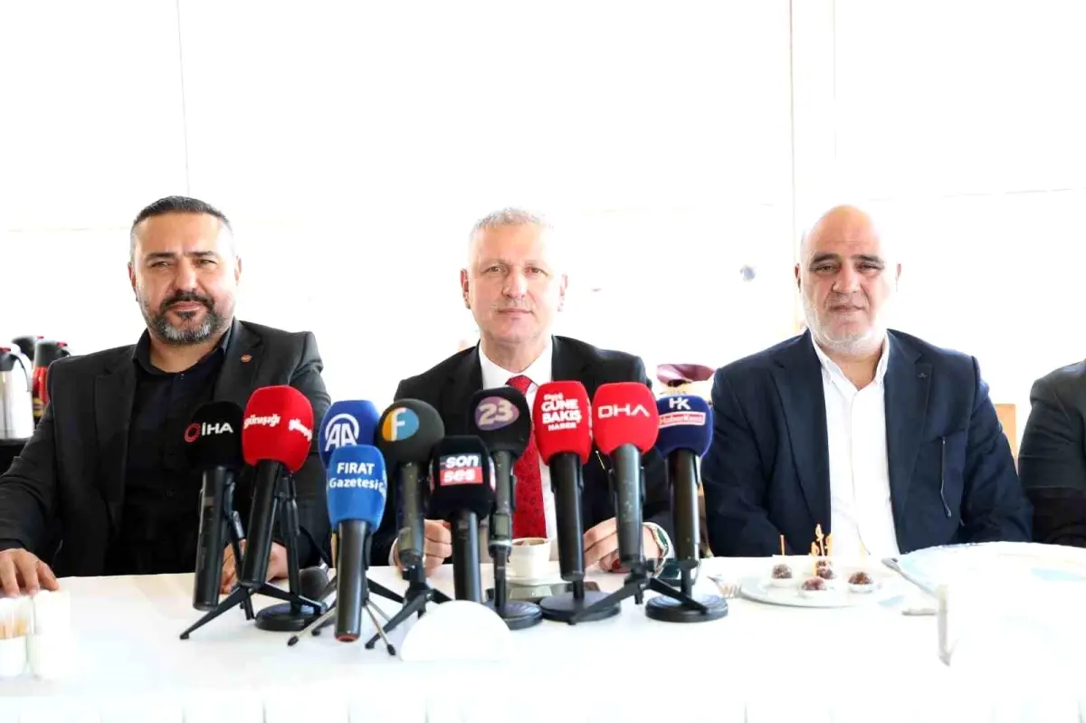 cumhurbaskani basdanismani saral kibrisin kaderi turkiyenin kaderidir 3rDwiuil.jpg