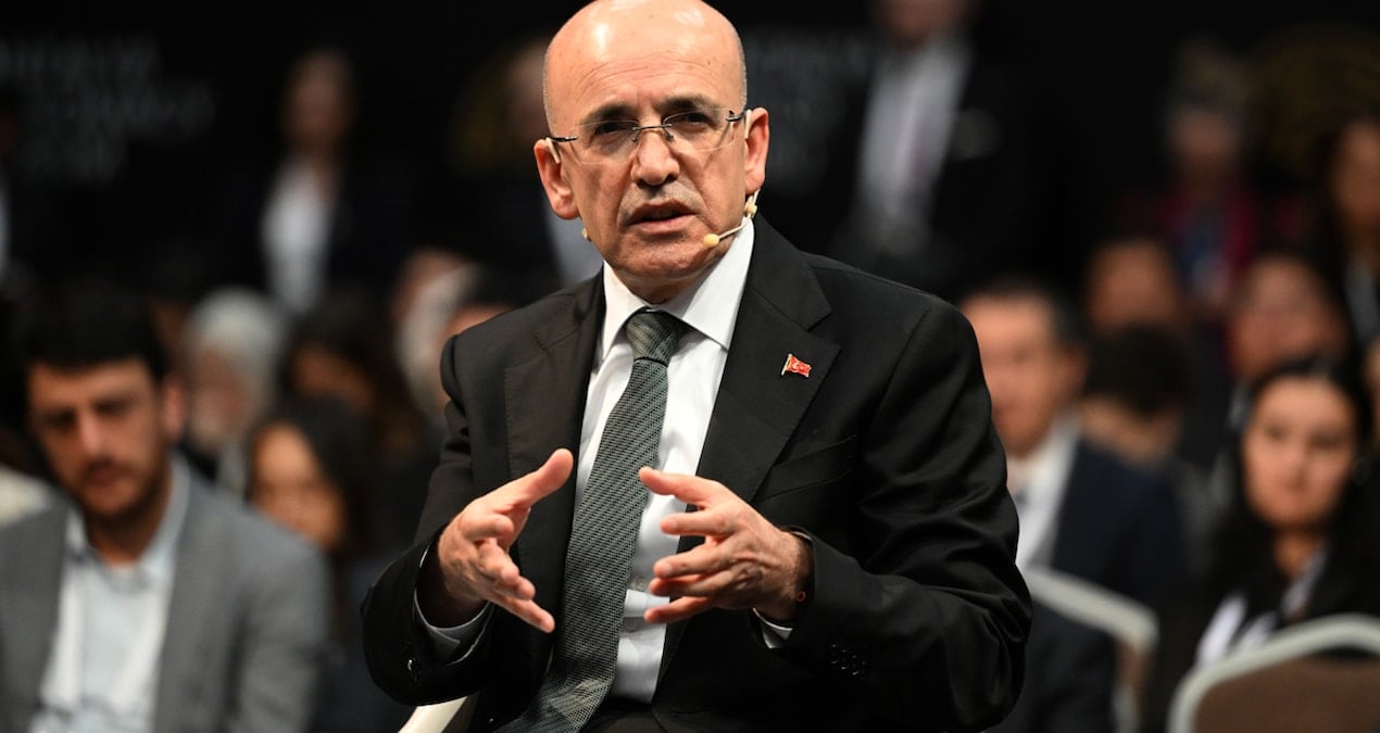 iskurun tablosu bakan simsekin sozlerini yalanladi 3RXR6svh.jpg