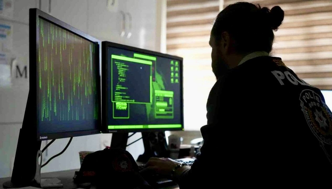 siber suclara yonelik operasyon 1 haftada 189 supheli yakalandi UA1aMwzr.jpg