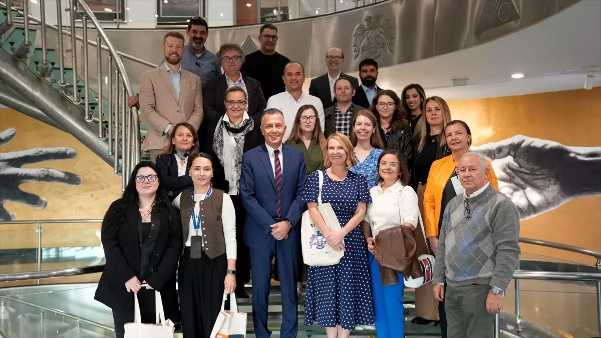 yeditepeye uk konsorsiyumu ziyareti 9Ebml1SG.jpg