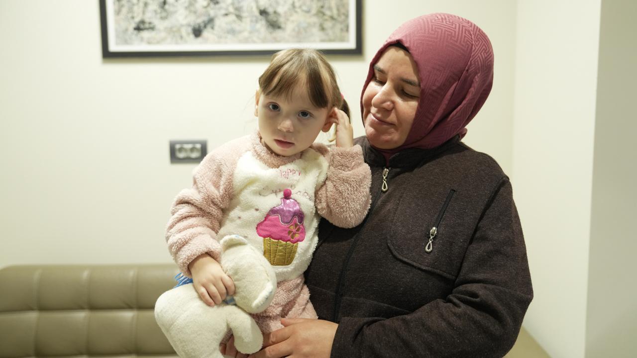 karaciger yetmezligiyle dogdu annesinin fedakarligiyla hayata tutundu fwrz5X2P.jpg