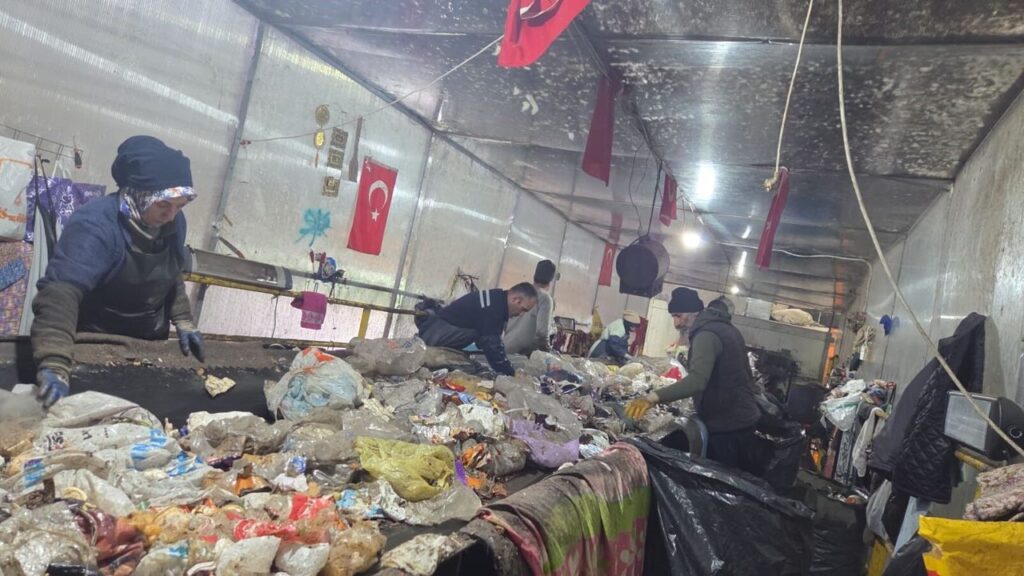 Bilecik’te çöp tesisinin suyu kesilince salgın riski oluştu