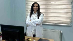 20 Yıllık Sigara Bağımlılığını 3 Ayda Yenen Hemşire Sevda, Dumansız Hayatına Adım Attı