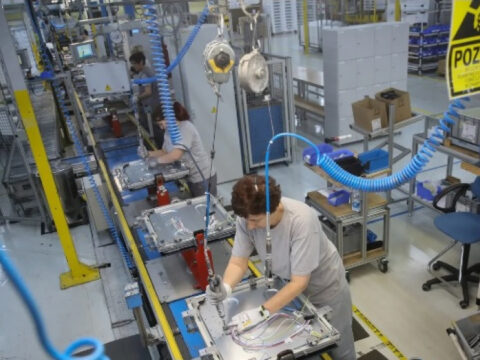Euro Bölgesi ve AB’nin sanayi üretiminde ılımlı artış